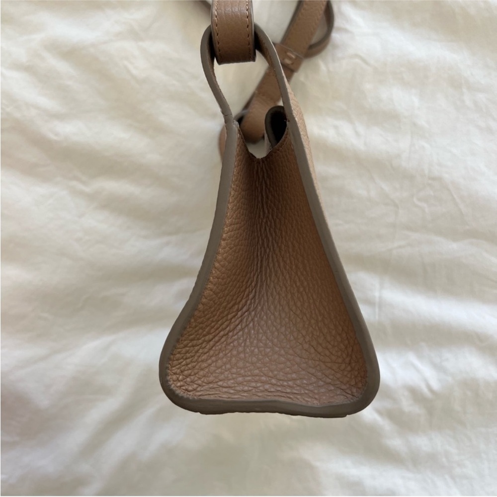 Cuyana Mini Double Loop bag in Cappucino - Picture 12 of 16